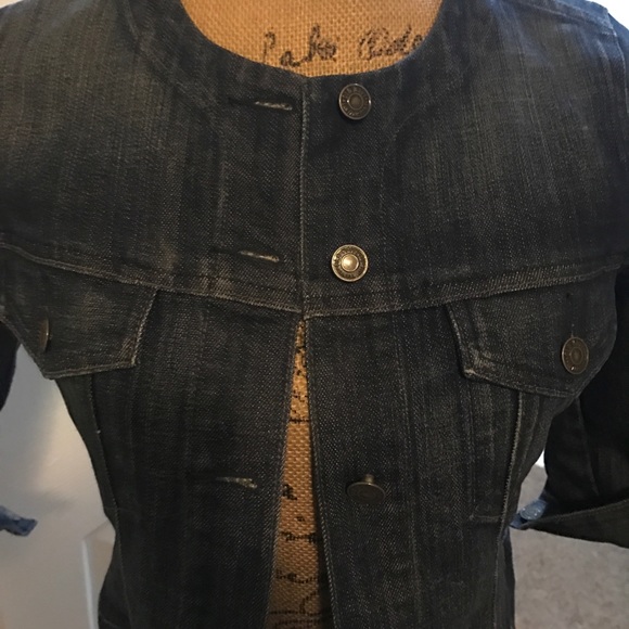 Old navy x small jean jacket - Picture 2 of 2